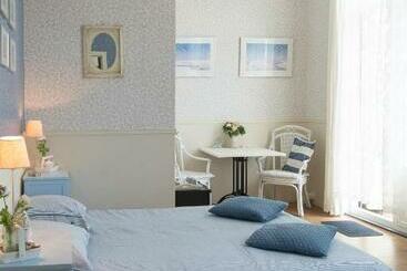 تختخواب و صبحانه Casa Fiore Zandvoort
