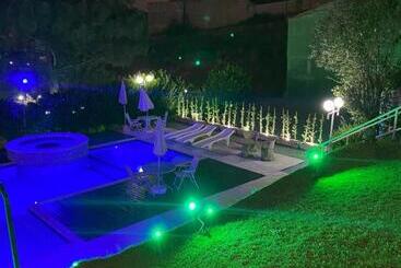 פנסיון Chalés Marinelli Em São Roque