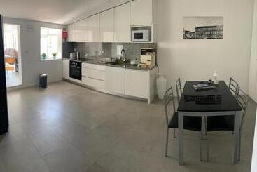 بنسيون Mar à Vista Guest House