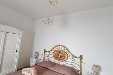 مبيت وإفطار Bnb Le Janas