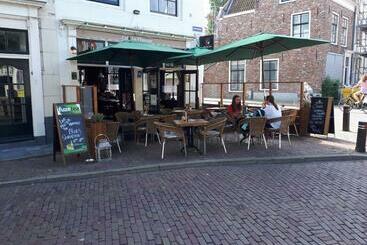 住宿加早餐 Le Penseur