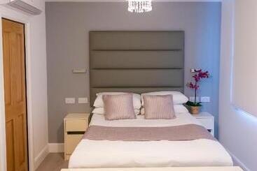 公寓式酒店  Messina Studios