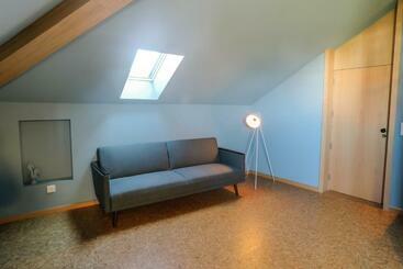 پانسیون Guest House Eça Agora!