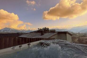 旅馆 Young Backpackers Homestay