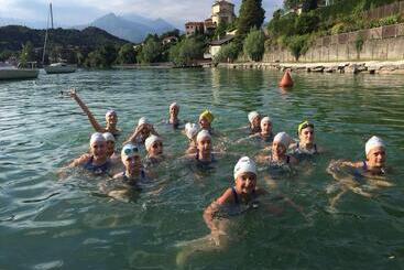 B&b In Riva Al Lago