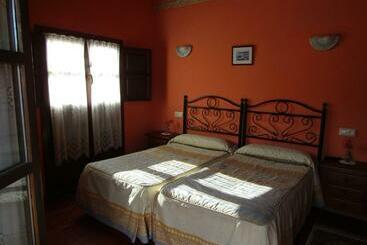 هتل Rural La Casona Del Fraile