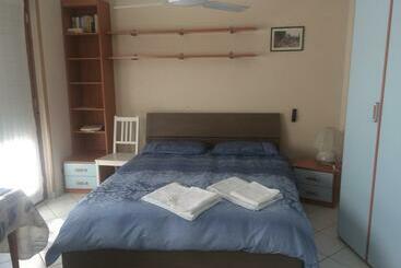 Пансион Stanza Privata Oleandro