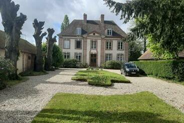 민박 Au Manoir De La Barre