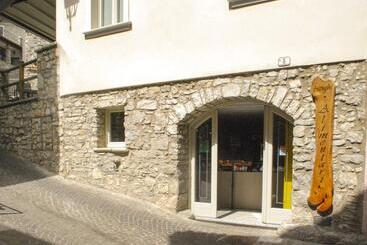 公寓式酒店  La Corte   Rebomaholidays