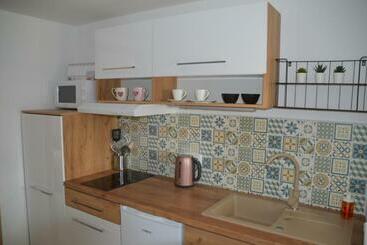 پانسیون Apartmány Máchovo Jezero