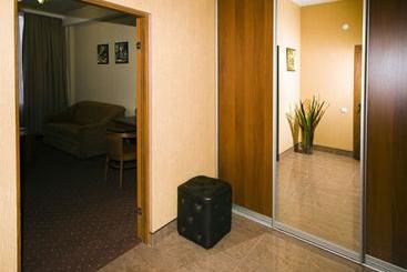 Apart-hotel