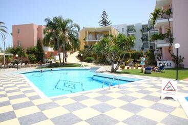 Bellos Hotel Apartments