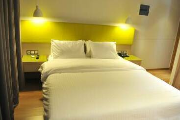 Elements Rooms And Apartments