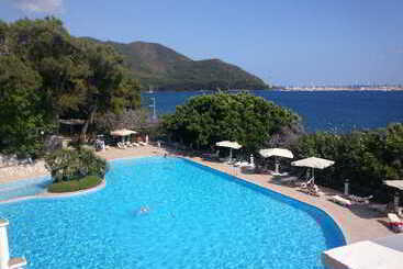 فندق Club Nimara Beach Resort