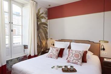 هتل De Silhouette