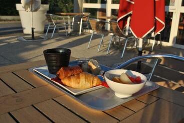 فندق Ibis Loriol Le Pouzin