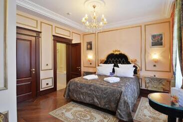 هتل La Gioconda Boutique