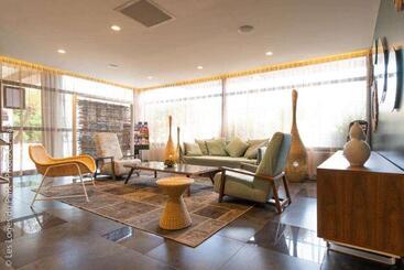 فندق Les Loges Du Park