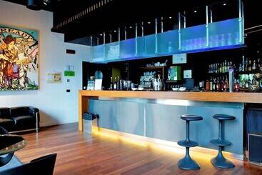 Отель Mercure Nerocubo Rovereto