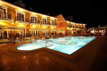 هتل آپارتمان Michelangelo Boutique Hotel Dalyan