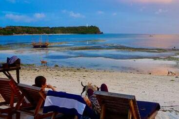 هاستل Sabas Beach And Campsite