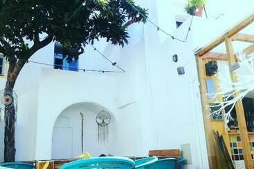 Casa Do Pátio  Bed & Breakfast  City Center