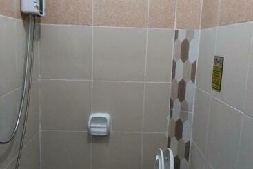 هاستل Southside Tourist Inn