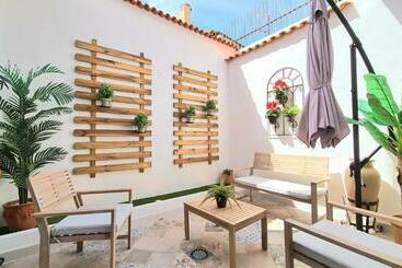 Apartamentos De La Huerta