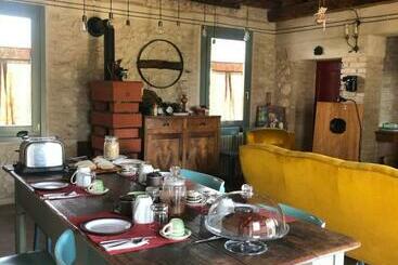 Room In B&b   B&b Carlonga A Double Room For Two People
