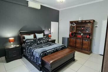 住宿加早餐  Sleepover @194