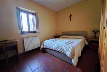 هتل Casa Per Ferie Ulivo D Assisi