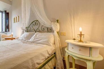 מלון דירות La Rocca