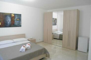پانسیون Affittacamere Casa Quisquina