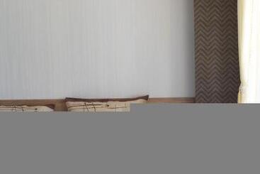 膳宿费 Guest House Valiland