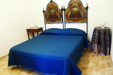 بنسيون La Bougainvillea