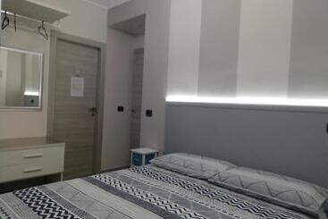 بنسيون Lagrange 23