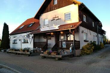 Pension Und Gasthof Zur Scheune