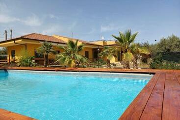 ベッドアンドブレックファースト Turtle Island