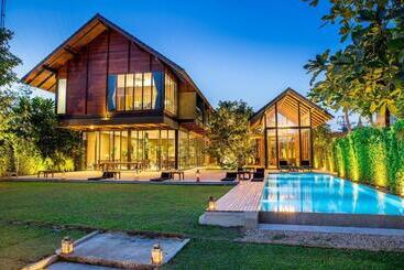 Hotel Phingphayla Photharam