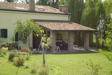 پانسیون Borgo Tarapino