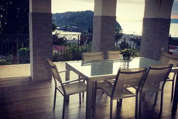 Villa Nappi Bed & Breakfast