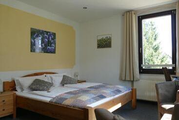 Пансион „frische Quelle“ Jonsdorf