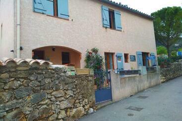 膳宿费 Les Lavandes