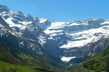 مبيت وإفطار Chez Sanyou