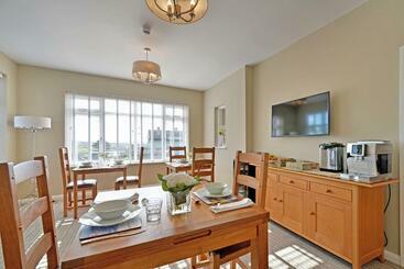 تختخواب و صبحانه Haven Lodge Newquay