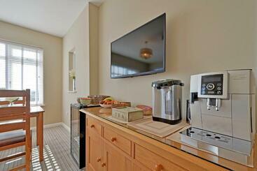 تختخواب و صبحانه Haven Lodge Newquay
