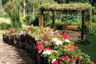 بنسيون A Casa Vermelha Hospedaria