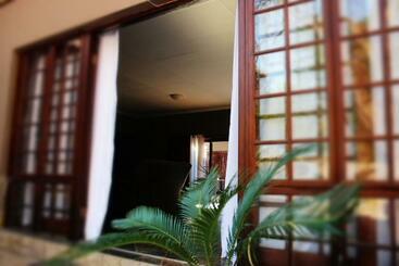 פנסיון Jean Alno