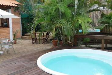 호스텔 Apartamento Guarda Do Embaú