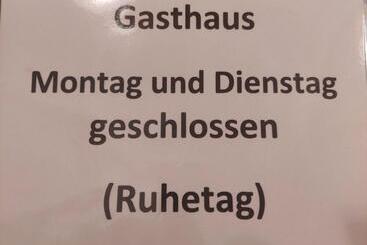 בית מלון כפרי Gasthaus Pension Zum Lustigen Steirer